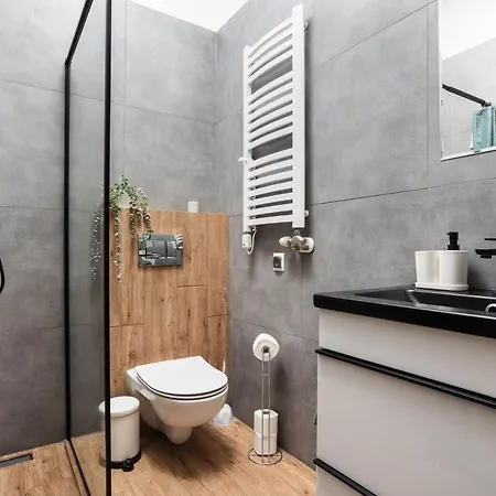 Apartman A Cote The Train Station - By Upstairs