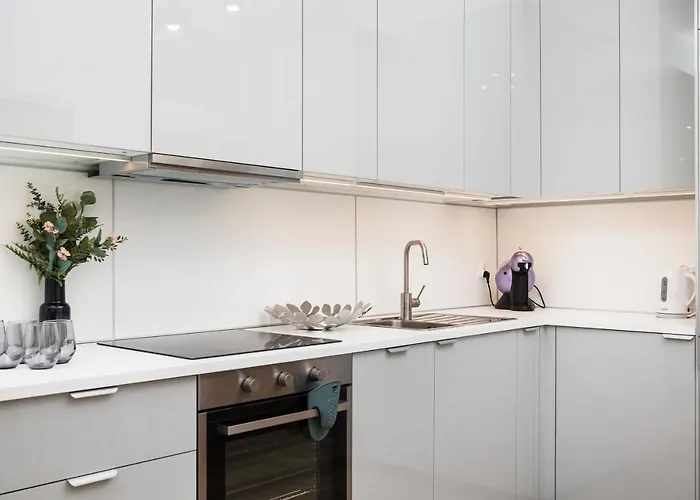 A Cote The Train Station - By Upstairs Διαμέρισμα Krasków