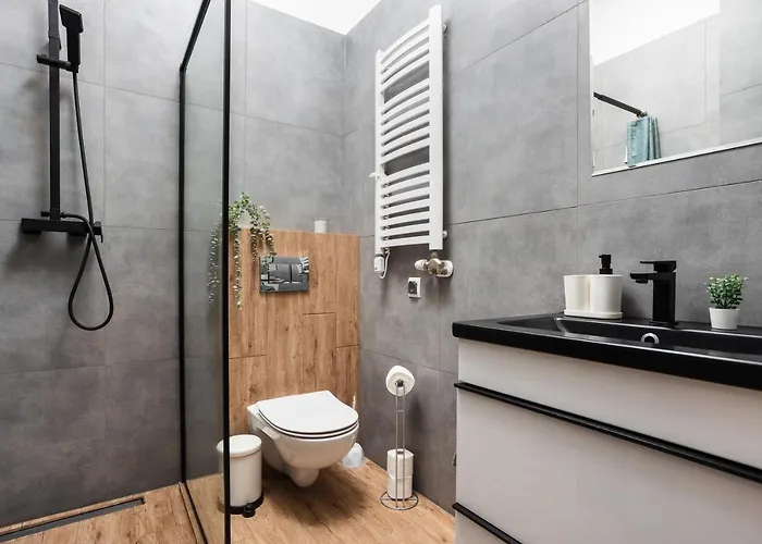 Lejlighed A Cote The Train Station - By Upstairs