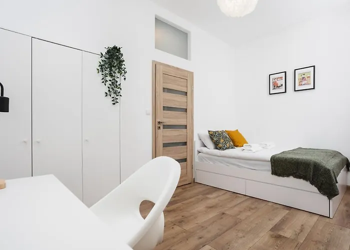 Lejlighed A Cote The Train Station - By Upstairs