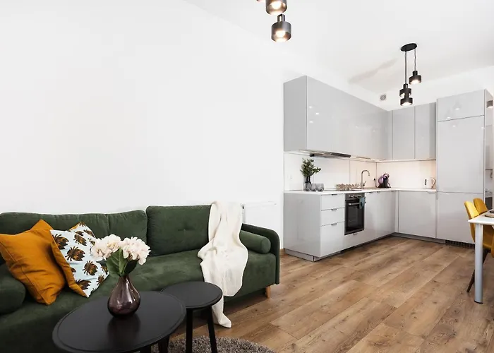 A Cote The Train Station - By Upstairs