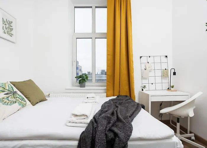 A Cote The Train Station - By Upstairs *